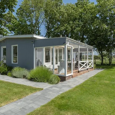別荘 Modern With Large Garden Sint Maartensvlotbrug